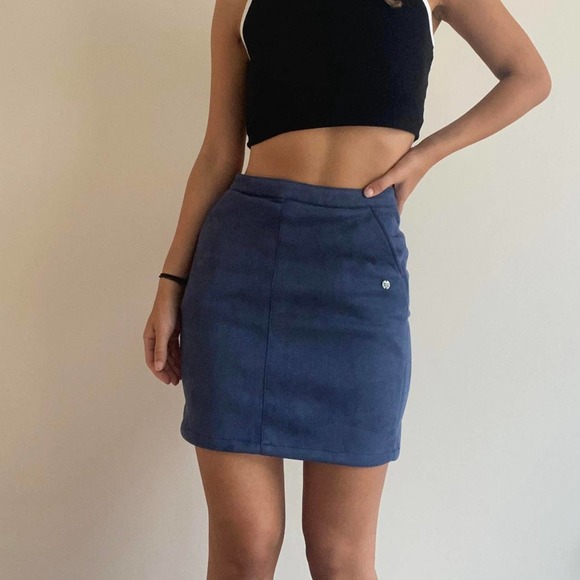 Super soft blue mini skirt size xs - Picture 1 of 4